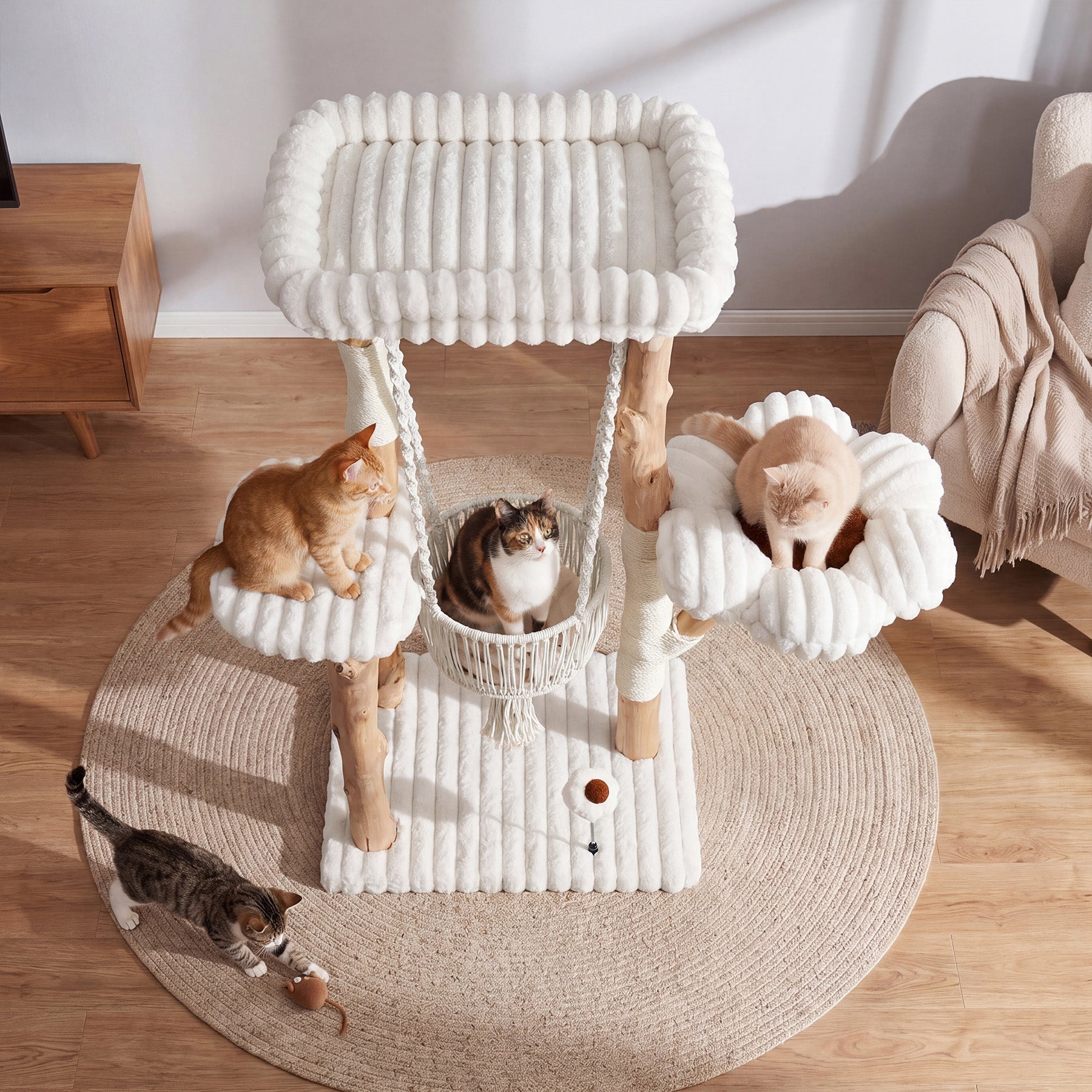 Tribesigns kattenboom van massief hout – 130 cm krabpaal met hangmat, ligvlakken en wasbare kussens