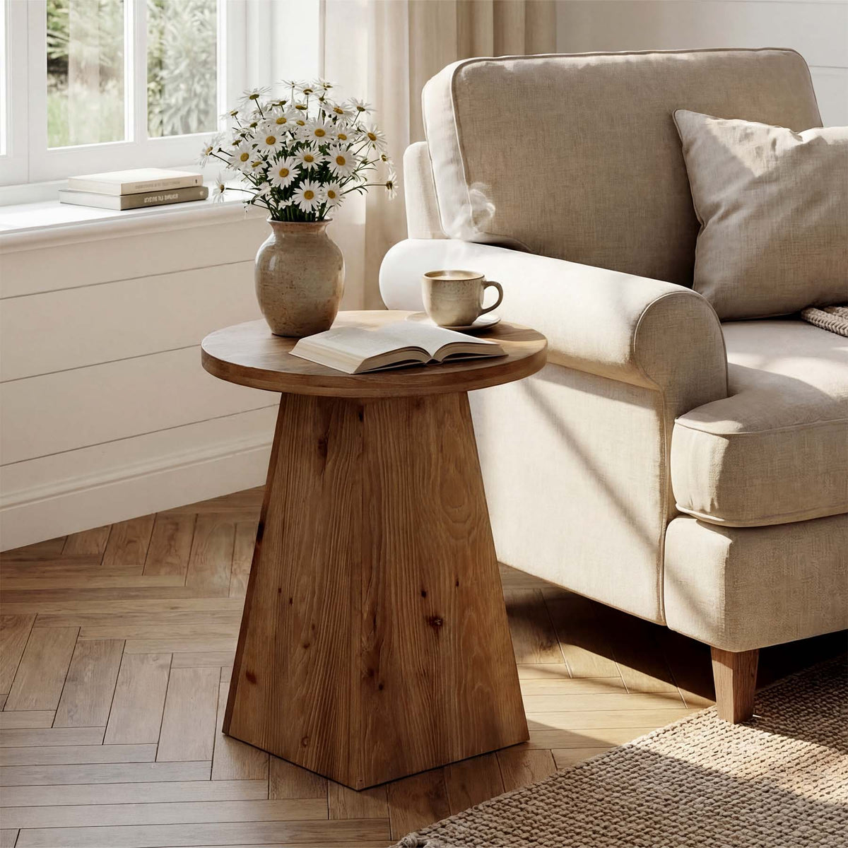 48 x 60 cm ronde bijzettafel van massief hout met geometrische trapeziumbasis, vintage houten sidetable