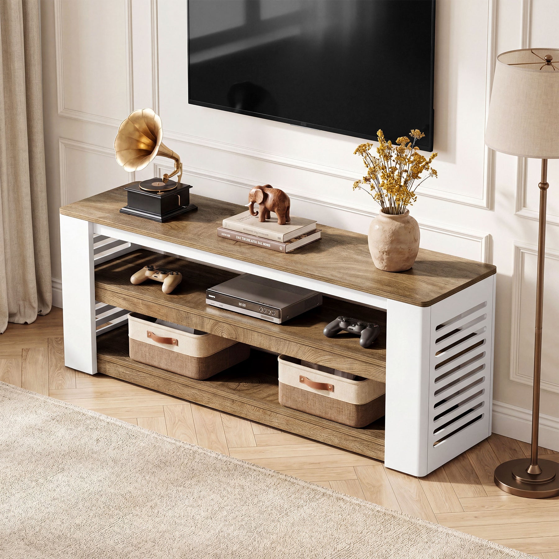 160 cm TV-meubel voor tv's tot 75 inch, 3-laags tv-dressoir met opbergruimte en stijlvolle lattenpanelen aan de zijkanten