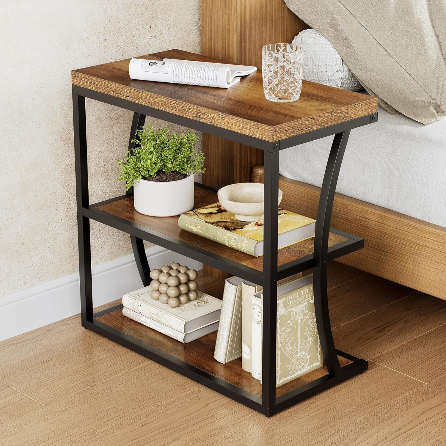 Small 61 cm Bijzettafel, Metalen Country Stijl Tafel met Opbergruimte voor Slaapkamer