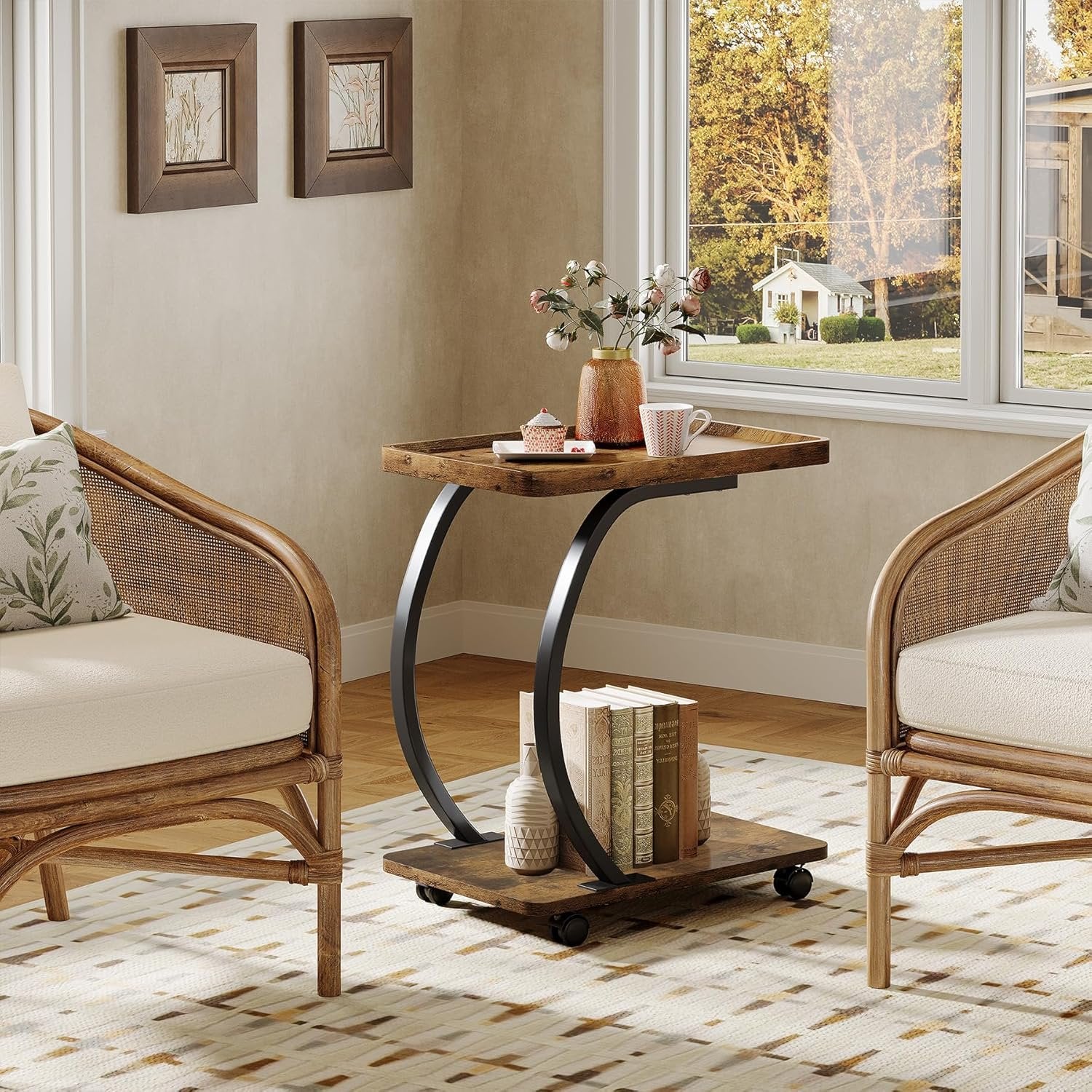 Industriële C-vormige Bijzettafel met Wieltjes in Rustiek Bruin, Houten 2-Lagen Tafeltje met Metalen Frame
